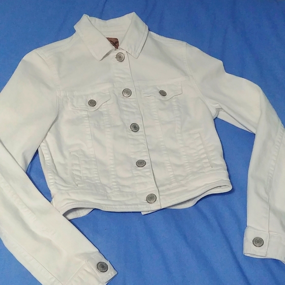 American Eagles Ladies Cropped Denium Style Jacket 100% Cotton - Picture 16 of 16